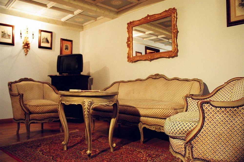 Albergo Le Case Macerata Exteriör bild